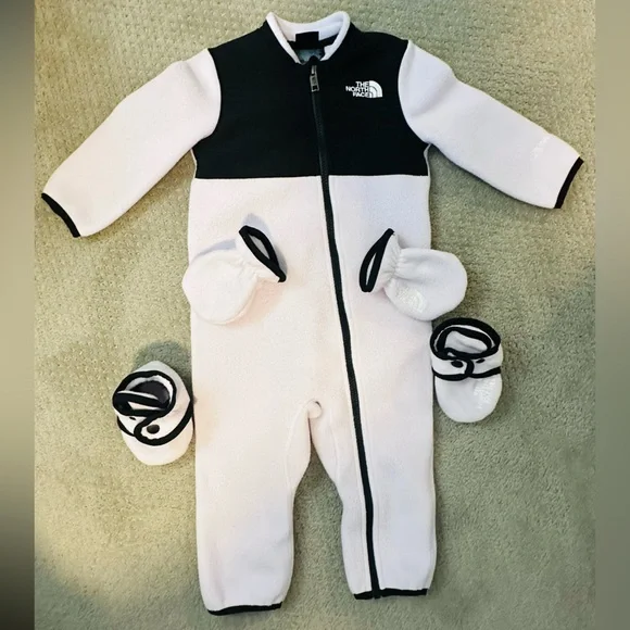 The North Face Black and White Footies One Piece - Picture 1 of 6